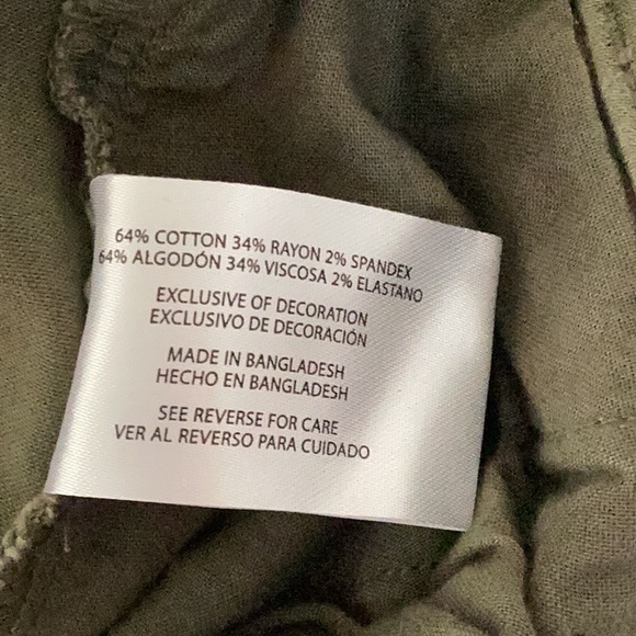 GAP Classic Twill green pants. NWT - Picture 7 of 7